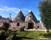 Trulli i vackra soliga Puglia